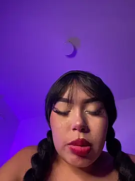 lucialauper_'s cam snapshot