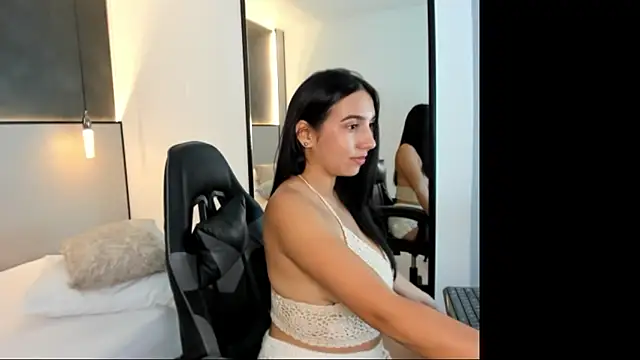 olivia_willoow's cam snapshot