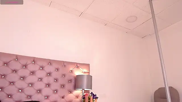 Liv20_'s cam snapshot