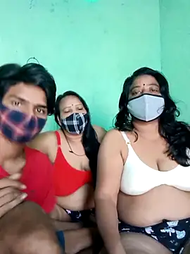 LoveOnStream's cam snapshot