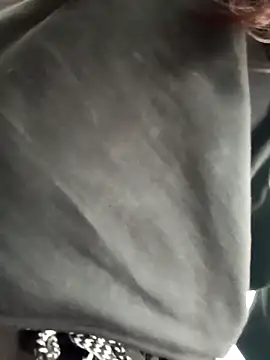 Aaisha-16's cam snapshot