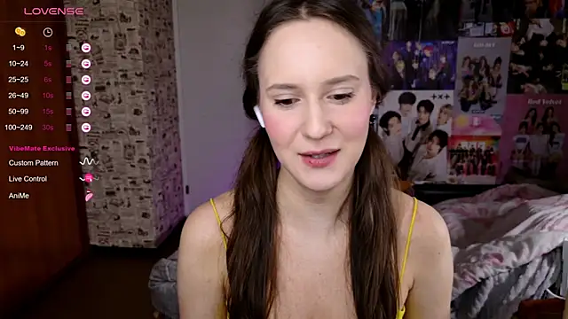 LucyRose3's cam snapshot