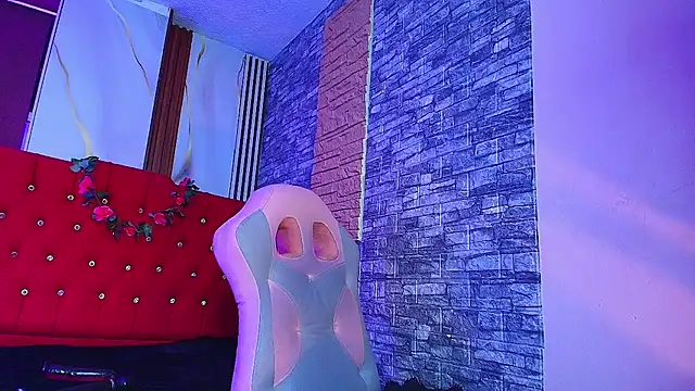 mia_hernnandez's cam snapshot