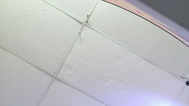 yliria010's cam snapshot