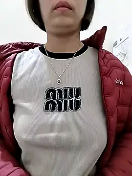 love_sexy090's cam snapshot