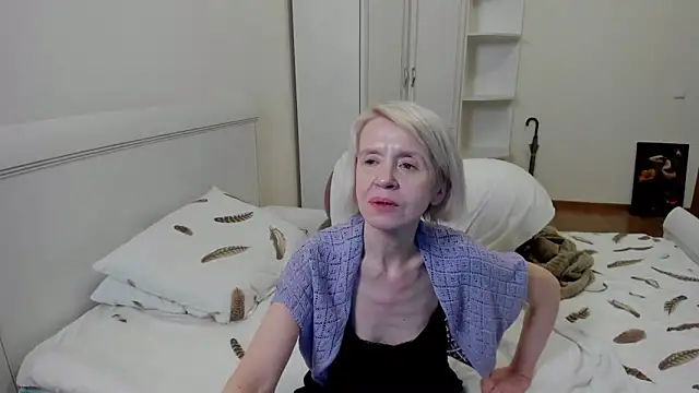 aminalive's cam snapshot