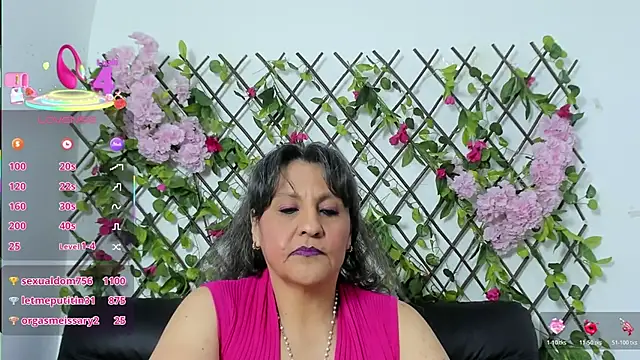 merlyna_goldens's cam snapshot