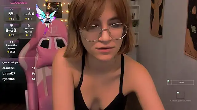 Moon13152's cam snapshot