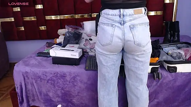 lilimini032's cam snapshot