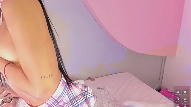 larastanford1's cam snapshot