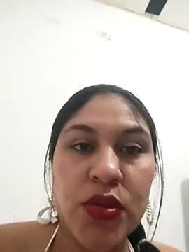 Pocahont_as's cam snapshot