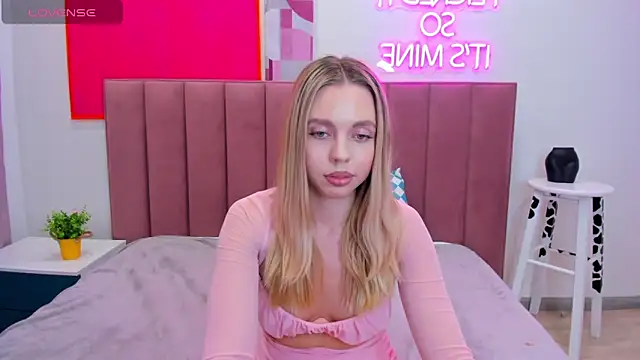 TessaAdorable's cam snapshot