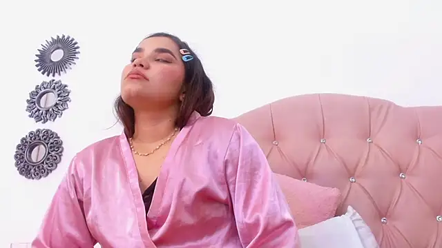 barbara_baker_'s cam snapshot