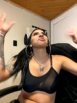 Hilary_pinkk's cam snapshot