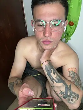 Axelcherry's cam snapshot