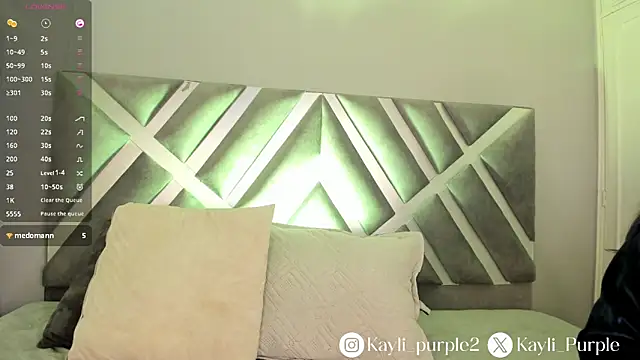 kaylii_purple's cam snapshot
