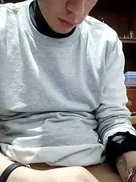 Carriata_larry's cam snapshot