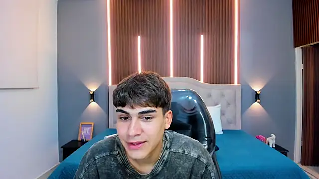 Tommy18__'s cam snapshot