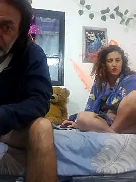 jeans_and_emma's cam snapshot