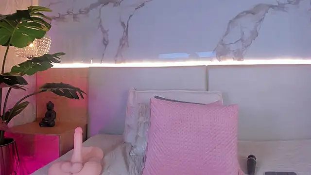 ValSmith_'s cam snapshot