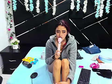 _Maleja_19_'s cam snapshot