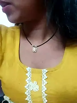 Reeta-rani's cam snapshot