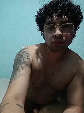 DocPepino's cam snapshot