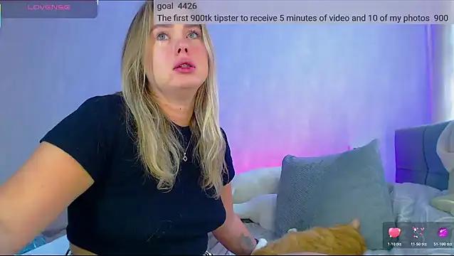 SuchCute's cam snapshot