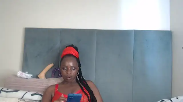 Jah-Queen's cam snapshot