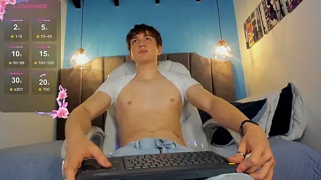 Oscar_fox_'s cam snapshot