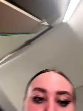 KiraSunshine's cam snapshot