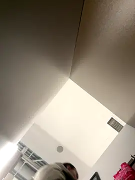 KiraSunshine's cam snapshot