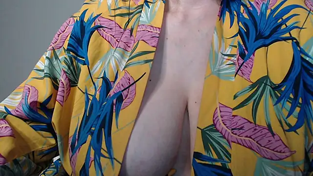 missdaniels's web cam