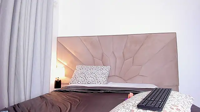 Freaky_jasmin's cam snapshot