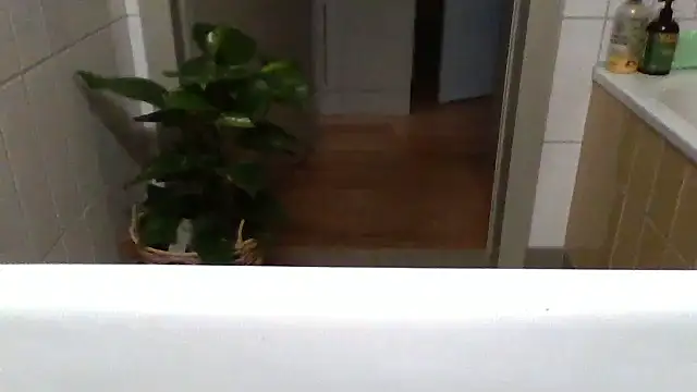 NYRIELLE's cam snapshot