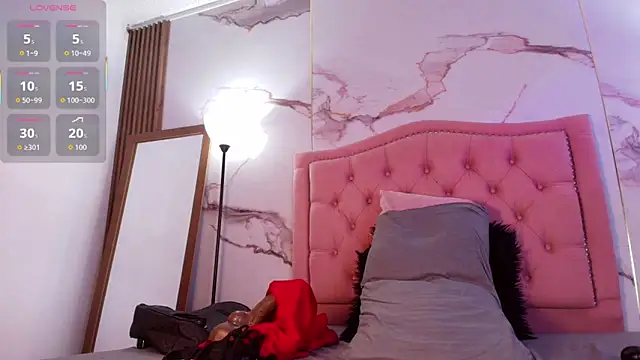 AlyaThompson's cam snapshot