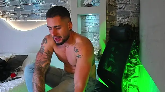 dominic_de_luca's cam snapshot