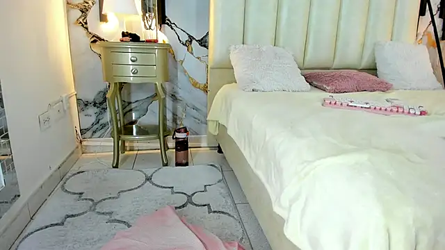 lulumars's cam snapshot