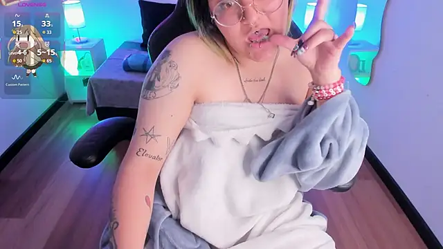 lucky-leah's cam snapshot