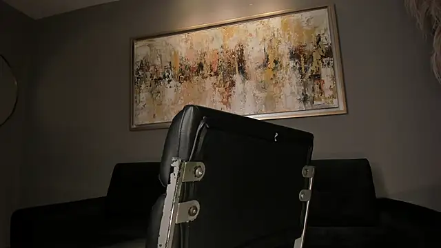 EmilyJohnsonX1's cam snapshot