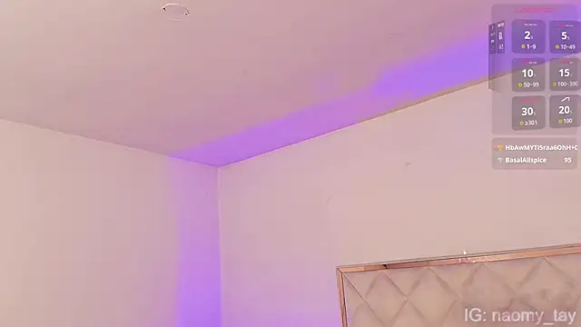 Naomy_tay1 live sex cam