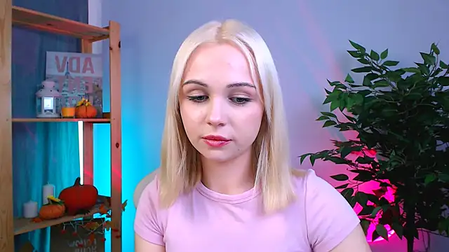 ElenaMonroe's cam snapshot