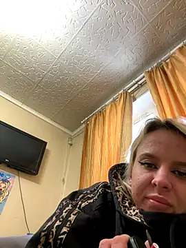 LikaCat live sex cam