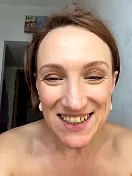 UmaTruewoman live sex cam