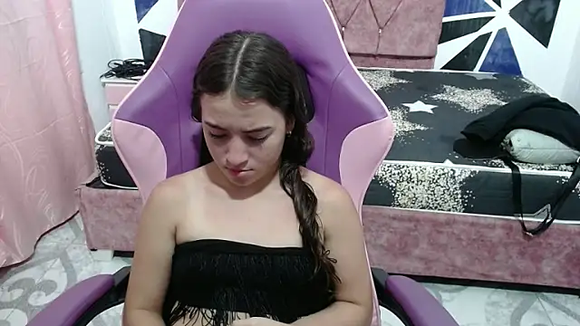 scarleth18's cam snapshot