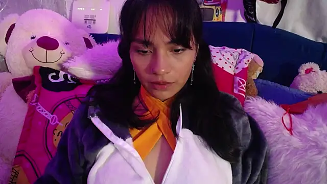 Samara_Homescapes's cam snapshot