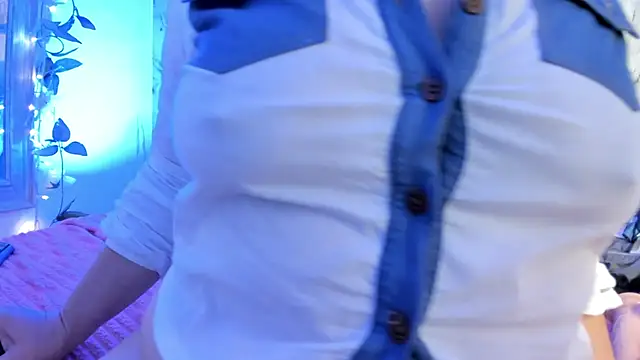 Jiah_Park's cam snapshot