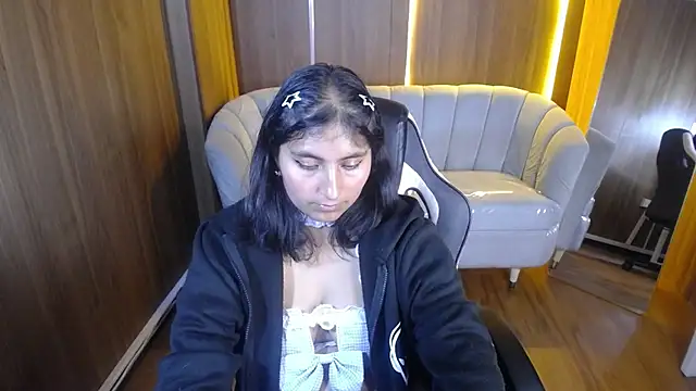 Gumball_b's cam snapshot