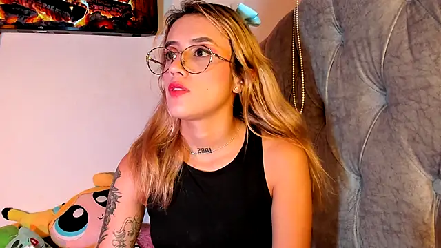 Sabrina_Cole's cam snapshot