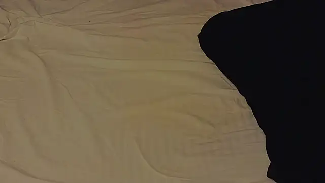 Hollara_Bangg's cam snapshot